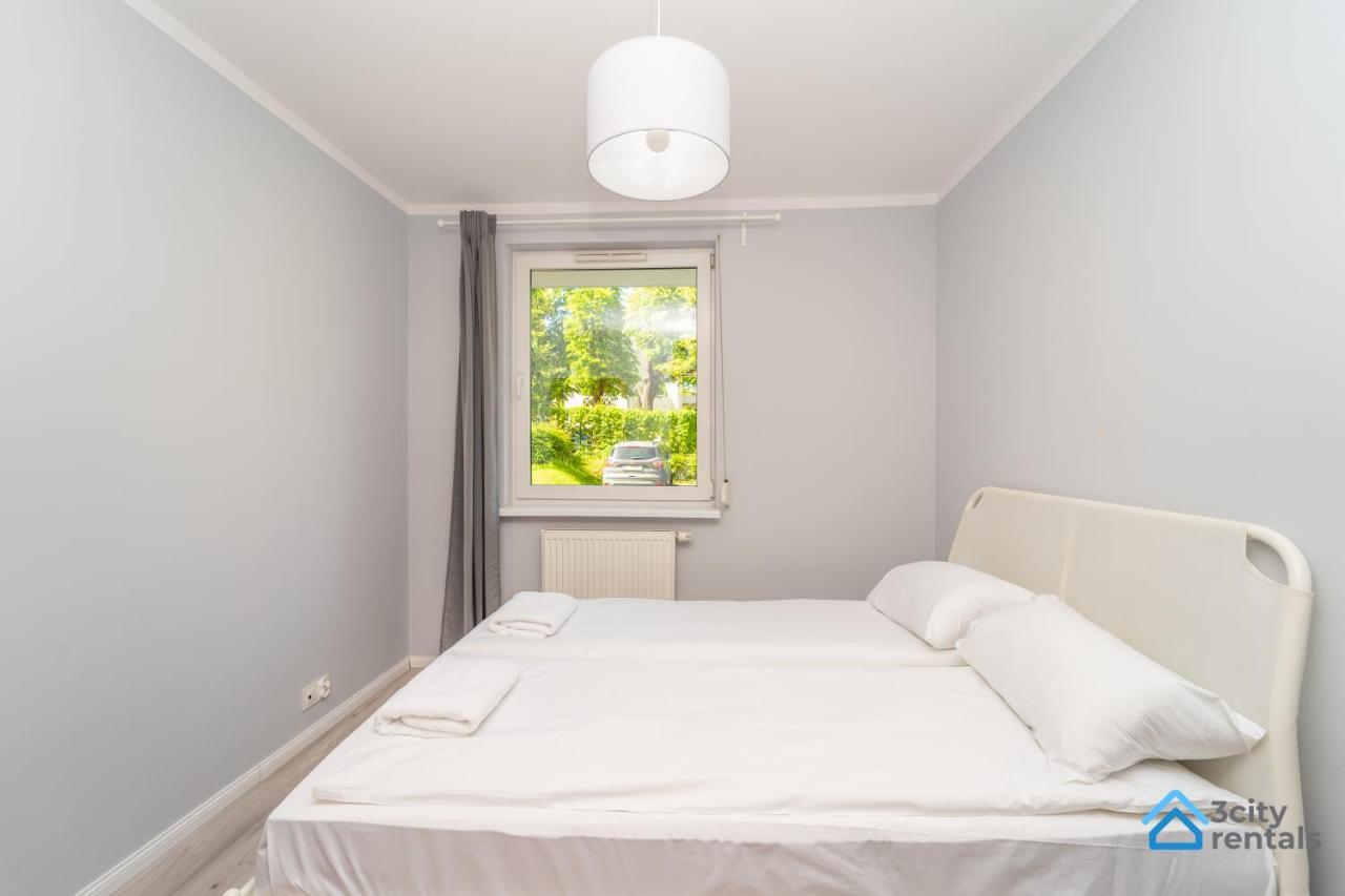 Lejlighed For 10 With Garden And Parking
